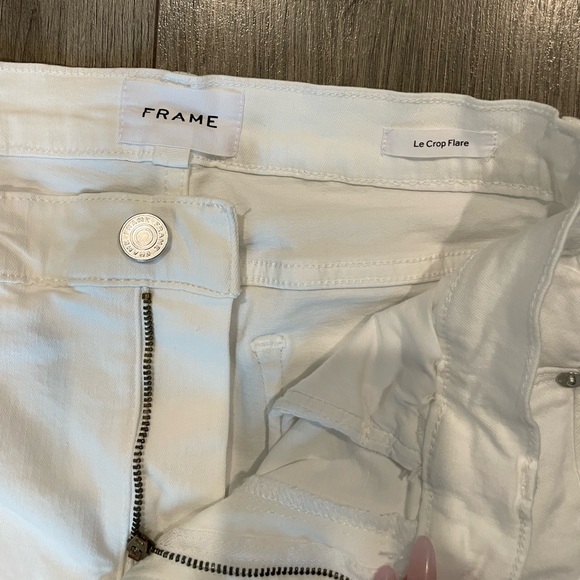 FRAME Le Crop Flare Jeans - Picture 2 of 10